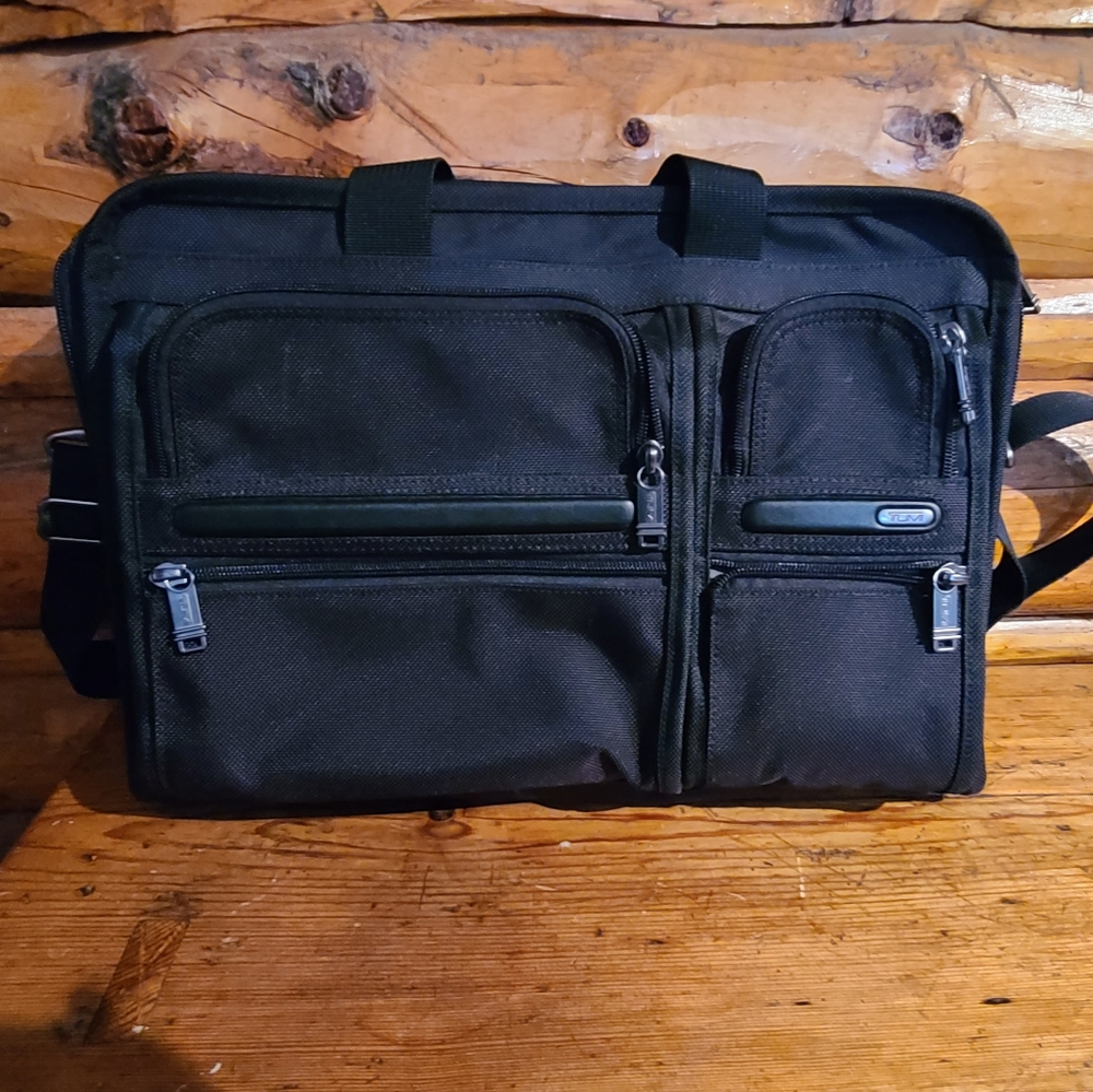 Tumi large briefcase